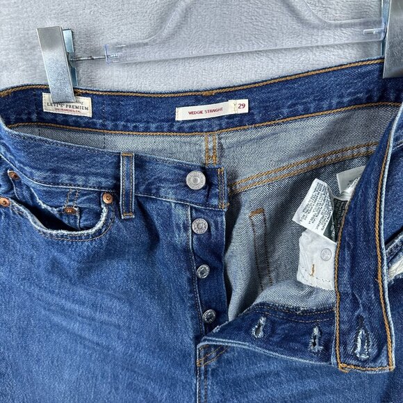 Levis Jeans Wedgie Straight Leg Distressed Mid-Rise Light Wash Size 29 - Picture 13 of 15